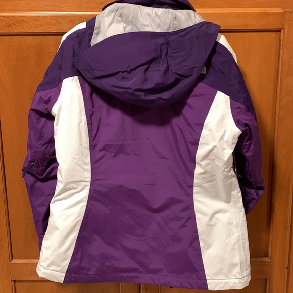 The North Face Hyvent 2-1 Winter Jacket - Picture 3 of 13